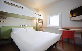 ibis budget Pontault Combault RN4 Marne La Vallée